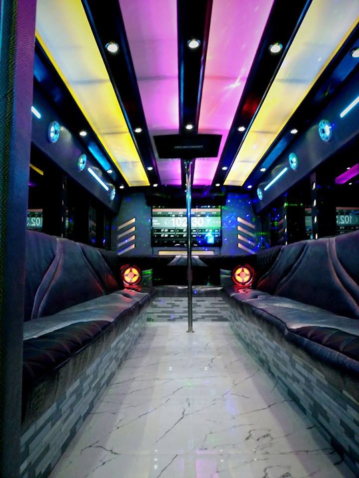 Fort Worth Party Bus Services, Limo, Shuttle, Charter, Birthday, Pub Bar Club Crawl, Wedding, Airport Transport, Transportation, Bachelor, Bachelorette, Music Venue, Concert, Sports. Tailgating, Funeral, Wine Tasting, Brewery Tour